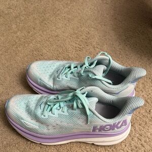 Hoka Clifton 9 Sneakers